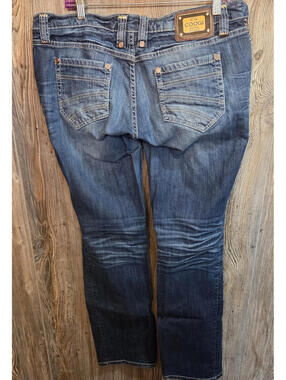 Coogi NYC Denim Blue Jeans Women Size 15/16 (35x33) Studded Embellished Zipper